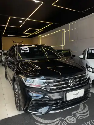 VOLKSWAGEN-TIGUAN-2.0 300 TSI GASOLINA ALLSPACE R-LINE AUTOMÁTICO VOLKSWAGEN-TIGUAN-2023