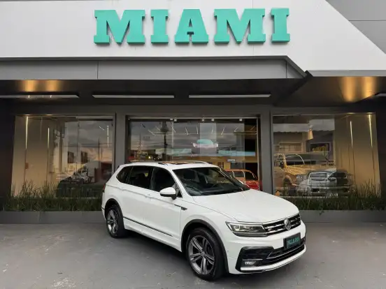 VOLKSWAGEN-TIGUAN-2020