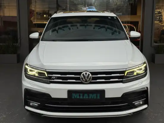 VOLKSWAGEN-TIGUAN-2020