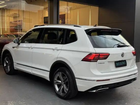 VOLKSWAGEN-TIGUAN-2.0 350 TSI GASOLINA ALLSPACE R-LINE 4MOTION DSG VOLKSWAGEN-TIGUAN-2020