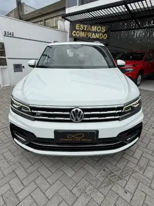 VOLKSWAGEN-TIGUAN-2021