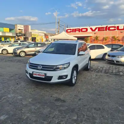 VOLKSWAGEN-TIGUAN-2014