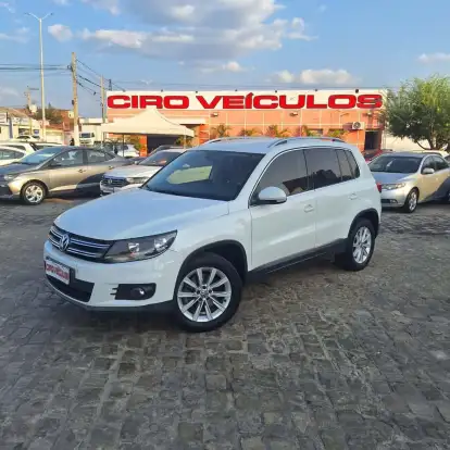 VOLKSWAGEN-TIGUAN-2014