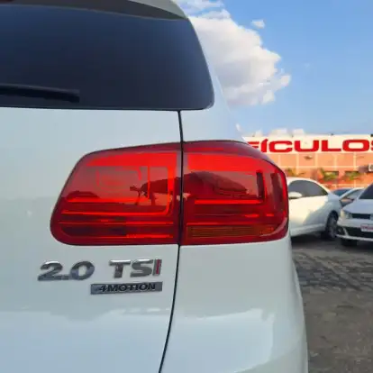 VOLKSWAGEN-TIGUAN-2014