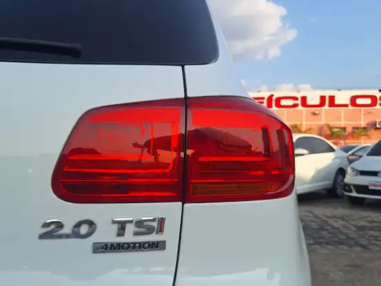 VOLKSWAGEN-TIGUAN-2.0 TSI 16V TURBO GASOLINA 4P TIPTRONIC VOLKSWAGEN-TIGUAN-2014