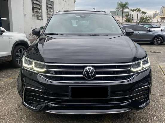 VOLKSWAGEN-TIGUAN-2023