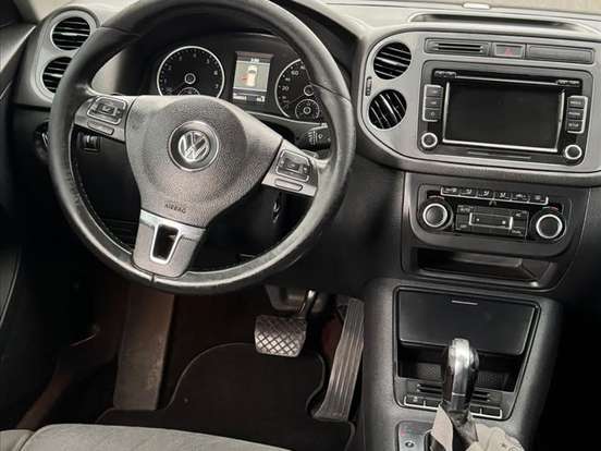 VOLKSWAGEN-TIGUAN-2.0 TSI 16V TURBO GASOLINA 4P TIPTRONIC VOLKSWAGEN-TIGUAN-2011
