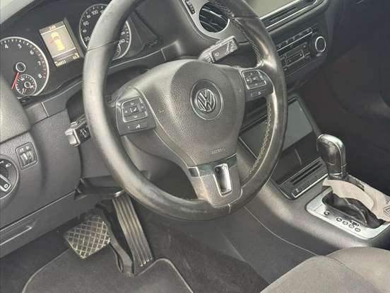 VOLKSWAGEN-TIGUAN-2.0 TSI 16V TURBO GASOLINA 4P TIPTRONIC VOLKSWAGEN-TIGUAN-2011
