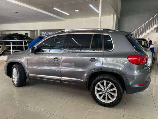VOLKSWAGEN-TIGUAN-2.0 TSI 16V TURBO GASOLINA 4P TIPTRONIC VOLKSWAGEN-TIGUAN-2012