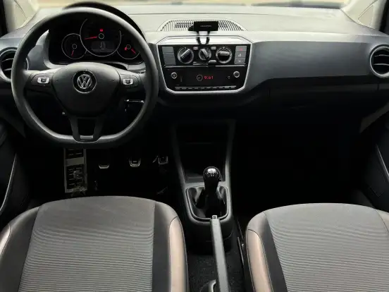 VOLKSWAGEN-UP-1.0 170 TSI TOTAL FLEX XTREME 4P MANUAL VOLKSWAGEN-UP-2021