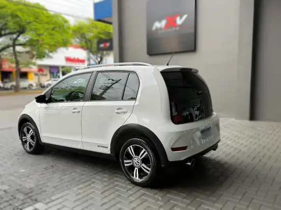 VOLKSWAGEN-UP-2021