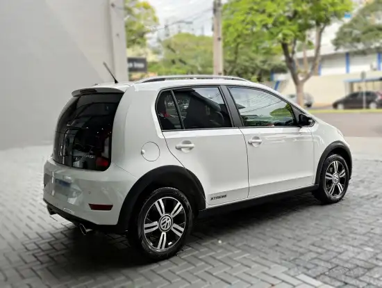 VOLKSWAGEN-UP-2021