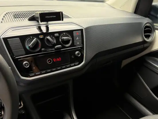 VOLKSWAGEN-UP-2021
