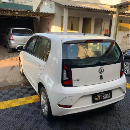 VOLKSWAGEN-UP-2017