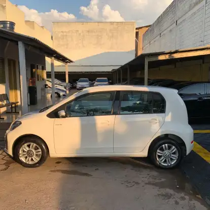 VOLKSWAGEN-UP-2017