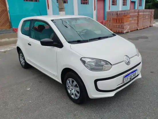 VOLKSWAGEN-UP-2015