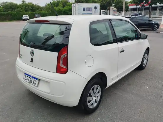 VOLKSWAGEN-UP-1.0 MPI TAKE UP 12V FLEX 2P MANUAL VOLKSWAGEN-UP-2015