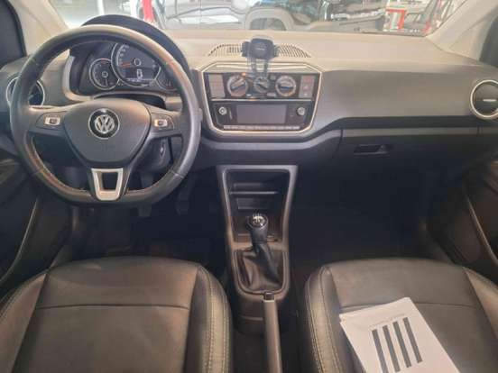 VOLKSWAGEN-UP-2019