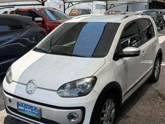 VOLKSWAGEN-UP-1.0 MPI HIGH UP 12V FLEX 4P AUTOMATIZADO VOLKSWAGEN-UP-2015