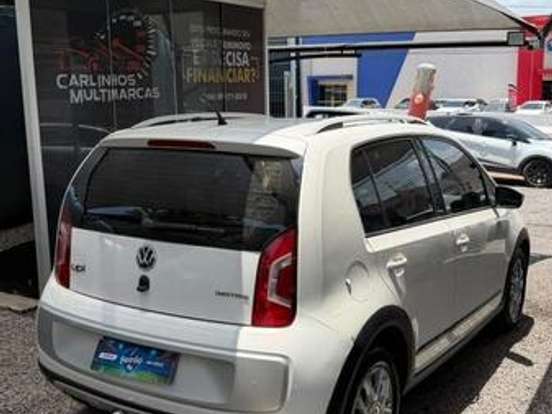 VOLKSWAGEN-UP-1.0 MPI HIGH UP 12V FLEX 4P AUTOMATIZADO VOLKSWAGEN-UP-2015