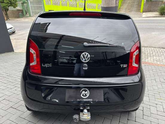 VOLKSWAGEN-UP-2016