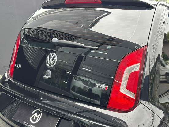 VOLKSWAGEN-UP-2016