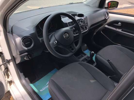 VOLKSWAGEN-UP-1.0 MPI TOTAL FLEX 4P MANUAL VOLKSWAGEN-UP-2019
