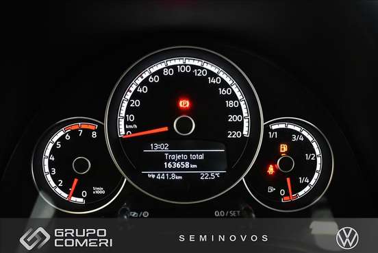 VOLKSWAGEN-UP-2019