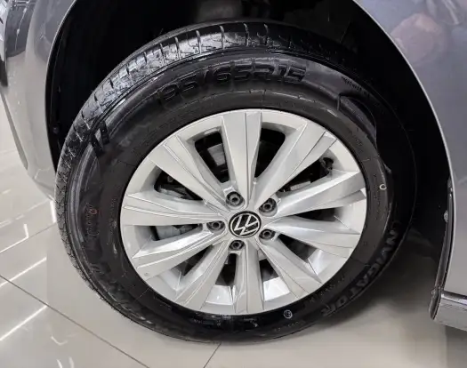 VOLKSWAGEN-VIRTUS-2025