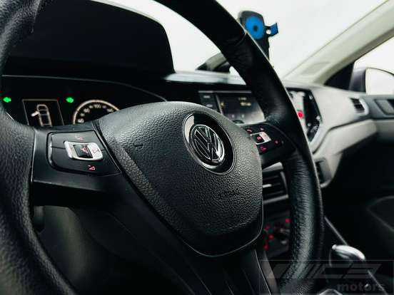VOLKSWAGEN-VIRTUS-1.0 200 TSI COMFORTLINE AUTOMÁTICO VOLKSWAGEN-VIRTUS-2019
