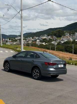 VOLKSWAGEN-VIRTUS-2020