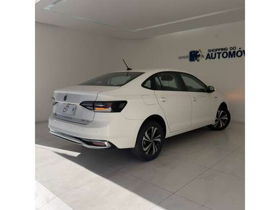 VOLKSWAGEN-VIRTUS-2024
