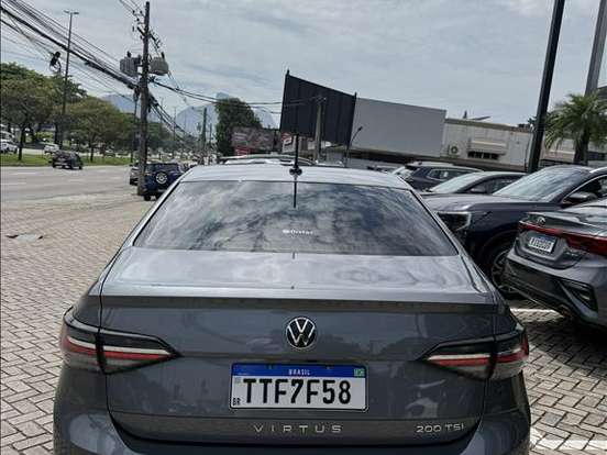 VOLKSWAGEN-VIRTUS-1.0 200 TSI COMFORTLINE AUTOMÁTICO VOLKSWAGEN-VIRTUS-2025
