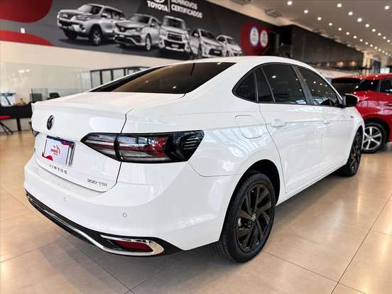 VOLKSWAGEN-VIRTUS-1.0 200 TSI HIGHLINE AUTOMÁTICO VOLKSWAGEN-VIRTUS-2023