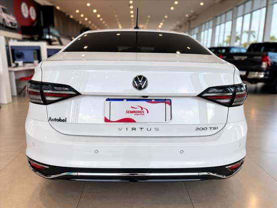 VOLKSWAGEN-VIRTUS-1.0 200 TSI HIGHLINE AUTOMÁTICO VOLKSWAGEN-VIRTUS-2023