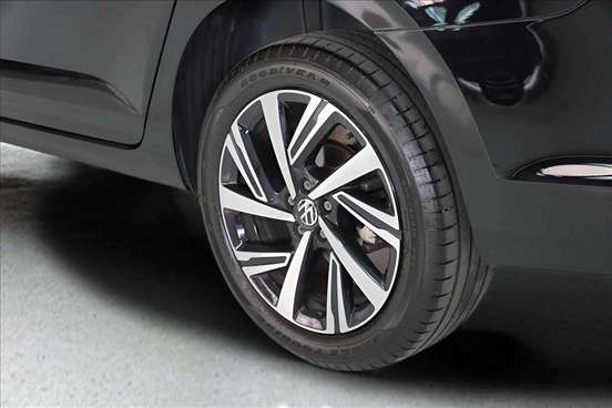 VOLKSWAGEN-VIRTUS-2024