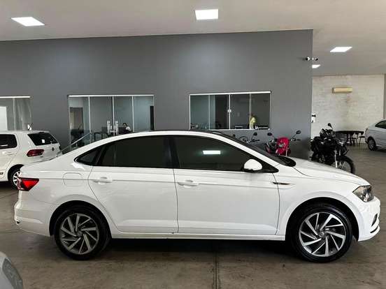 VOLKSWAGEN-VIRTUS-2019