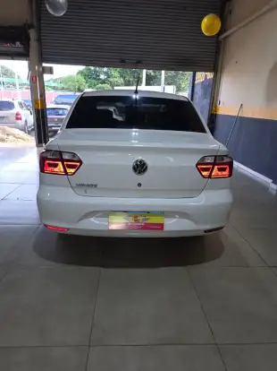 VOLKSWAGEN-VOYAGE-2022