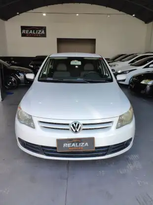 VOLKSWAGEN-VOYAGE-1.0 MI 8V FLEX 4P MANUAL VOLKSWAGEN-VOYAGE-2012