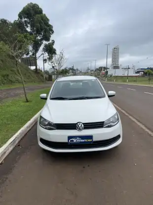 VOLKSWAGEN-VOYAGE-2015