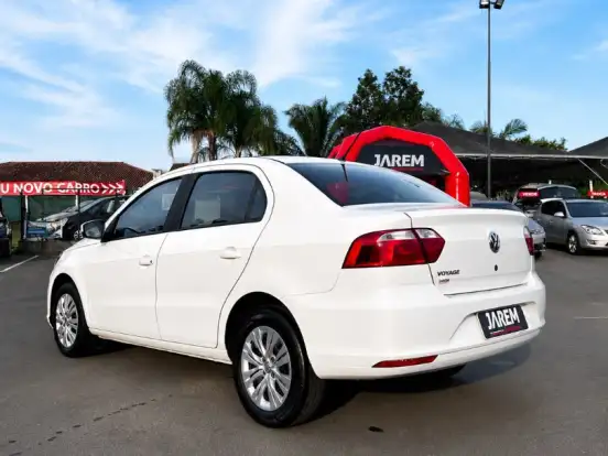 VOLKSWAGEN-VOYAGE-1.6 MSI TOTALFLEX 4P MANUAL VOLKSWAGEN-VOYAGE-2022