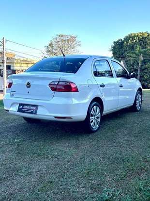 VOLKSWAGEN-VOYAGE-2022