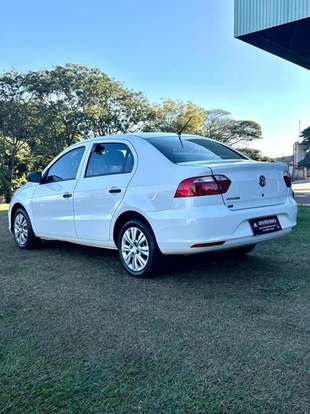 VOLKSWAGEN-VOYAGE-2022