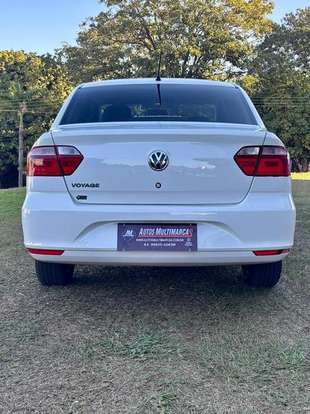 VOLKSWAGEN-VOYAGE-2022