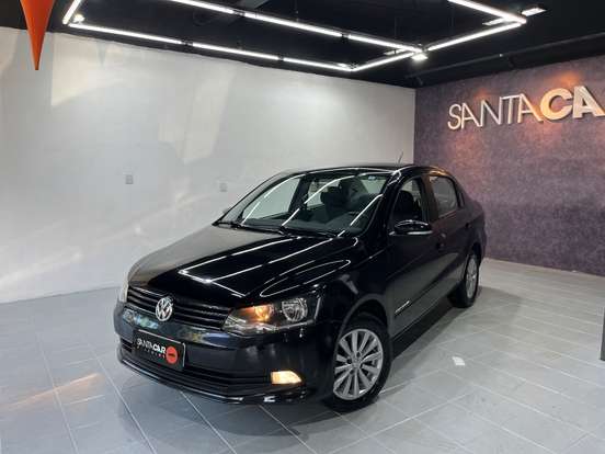 VOLKSWAGEN-VOYAGE-2014