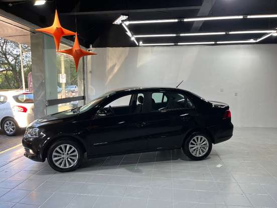 VOLKSWAGEN-VOYAGE-2014