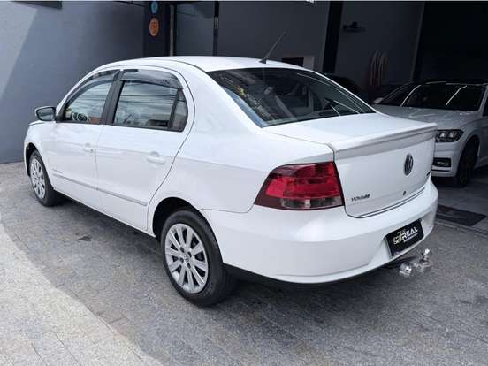 VOLKSWAGEN-VOYAGE-1.6 MI COMFORTLINE 8V FLEX 4P MANUAL VOLKSWAGEN-VOYAGE-2011