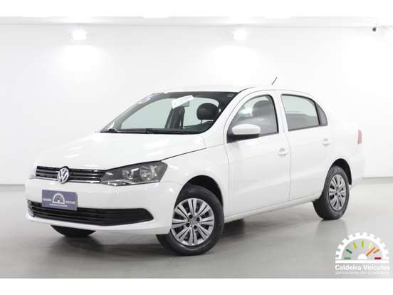 VOLKSWAGEN-VOYAGE-2015
