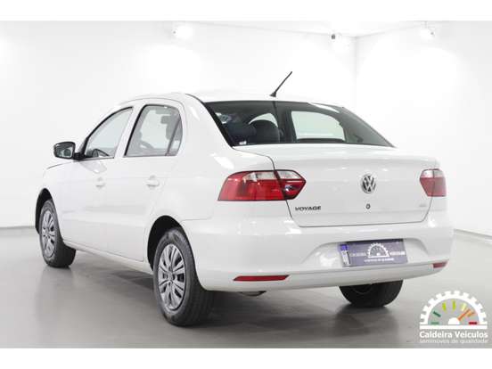 VOLKSWAGEN-VOYAGE-1.6 MI TRENDLINE 8V FLEX 4P MANUAL VOLKSWAGEN-VOYAGE-2015
