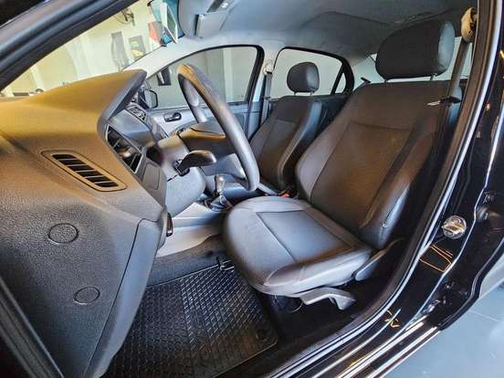 VOLKSWAGEN-VOYAGE-1.6 MSI TOTALFLEX 4P MANUAL VOLKSWAGEN-VOYAGE-2021